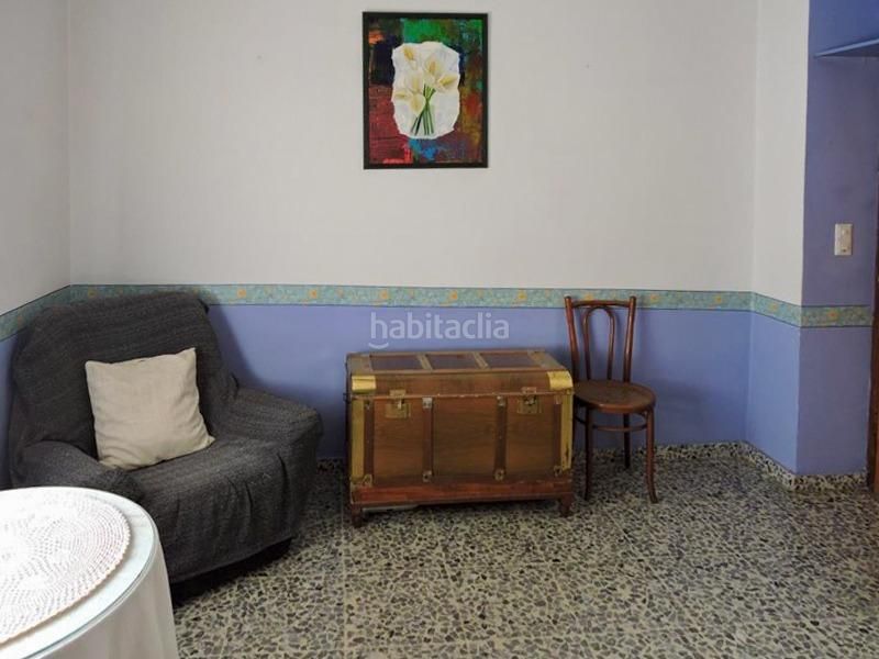 Foto 2972c309-0dac-48a5-88ac-679542beb7c9. Casa  independiente en esquina con local comercial y negocio en Churriana de la Vega