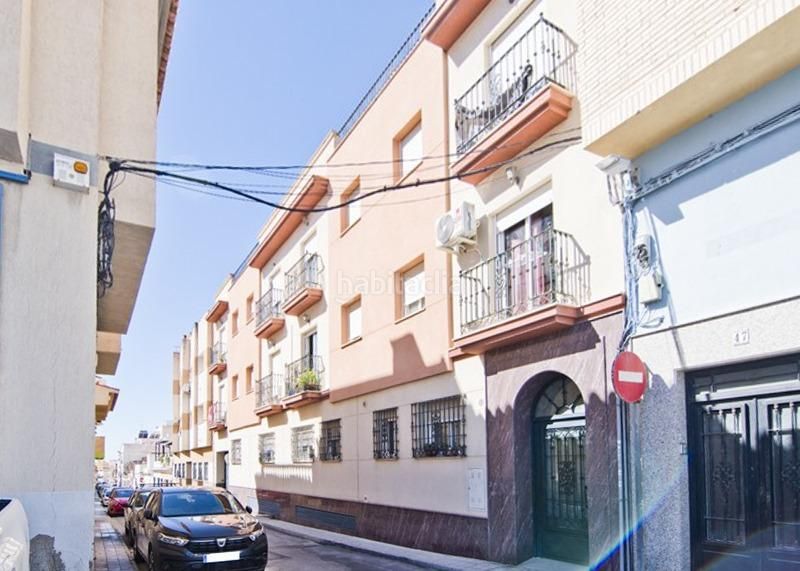 Foto c4934048-961d-4a2e-8d53-c51444f05036. Pis amb aparcament a Motril ciudad Motril