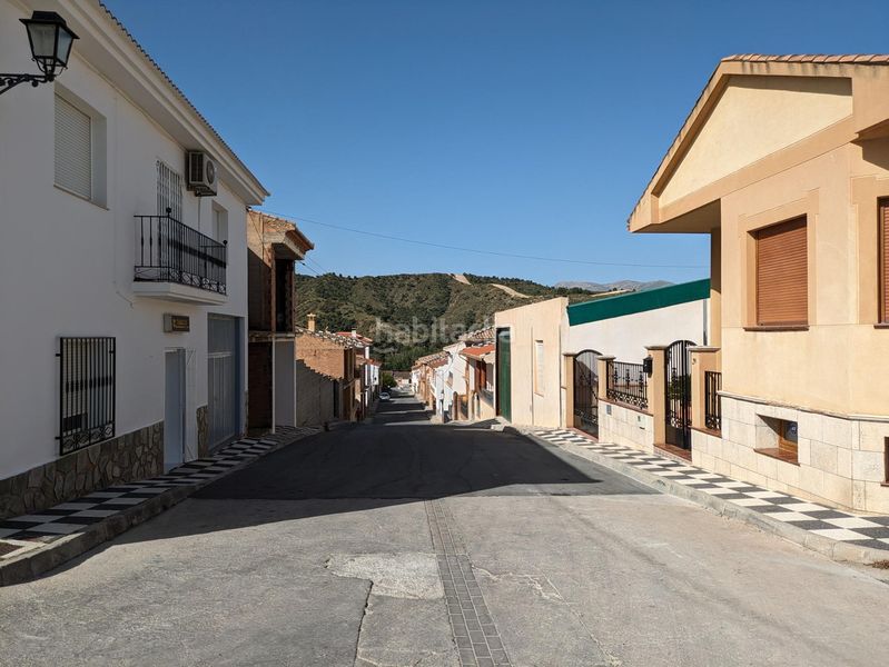 Foto c22964d3-e760-4d25-806f-9b5ce316c32b. Terreny residencial a extrarradio a Jayena