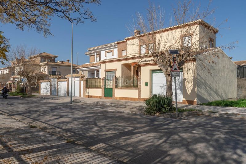 Foto ee4935b3-f4c9-4033-9860-4c4d6305ddc9. Xalet amb calefacció aparcament piscina a Santa Fe