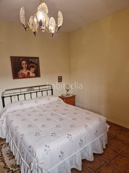 Foto 8ac3fe91-70e1-4d1e-aeb0-87625a4b38b8. Casa adossada a Jayena