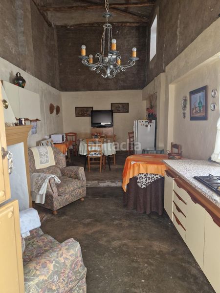 Foto a3fda394-c2d5-459e-8019-625741bfedca. Casa adossada a Jayena