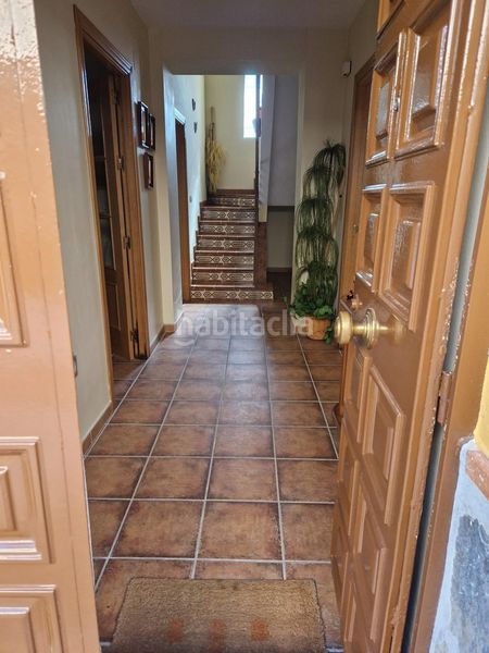 Foto d59779e7-aaab-4023-aab1-084ad8ec5ac1. Casa adossada a Jayena