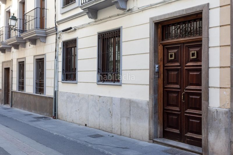 Foto d6d6a6d0-4c4c-4930-8d24-03d20b97c810. Edificio magnífica inversión!! gran edificio en pleno centro !!! en Granada