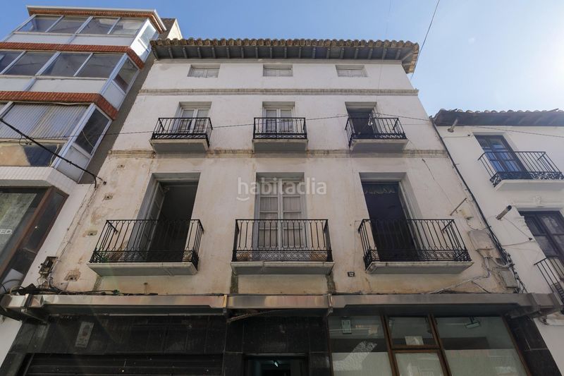 Foto 10884d36-e3fd-4d6d-8fcd-b12653736fad. Edifici a calle dolores 12 a Baza