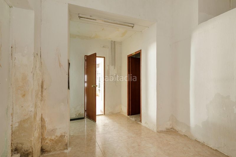 Foto ffec0bcb-0480-498f-b6ef-b526d0393a49. Edifici a calle dolores 12 a Baza