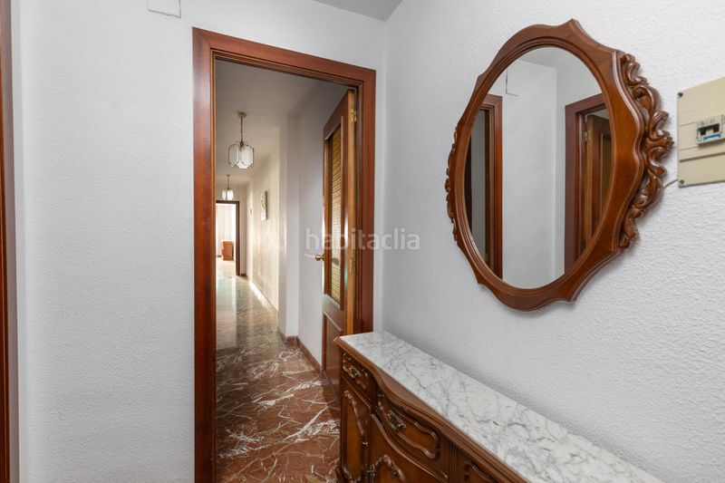 Foto 555f0458-df43-437d-84f5-1f205b74b653. Pis a Loja