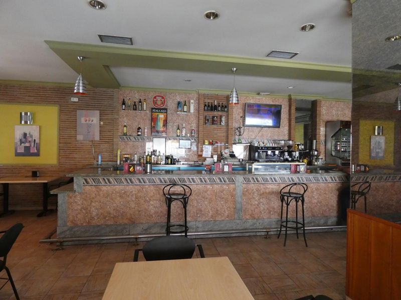 Foto 7d01f3c2-2e88-478c-92d5-8adb3d26f7cd. Local comercial a Albolote
