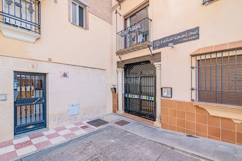 Foto 5c2361f5-44b2-473e-b73f-64c8a8d85547. Pis amb aparcament a La Zubia Ciudad Zubia (La)