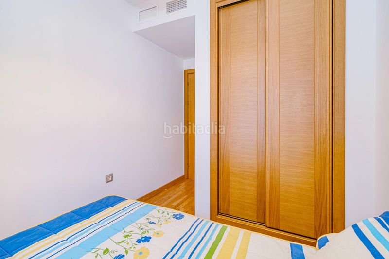 Foto 7d610757-f675-4900-923e-4d5ca866be67. Pis amb aparcament a La Zubia Ciudad Zubia (La)