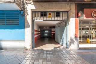 Autoparkplatz in Calle calle pedro antonio de alarcón 65. Venta de tres plazas de garaje juntas en calle pedro antonio de