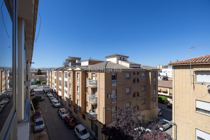 Foto c1d2241a-83cd-432f-b0b8-651fa7b2e3f4. Dúplex amb aparcament a Santa Fe