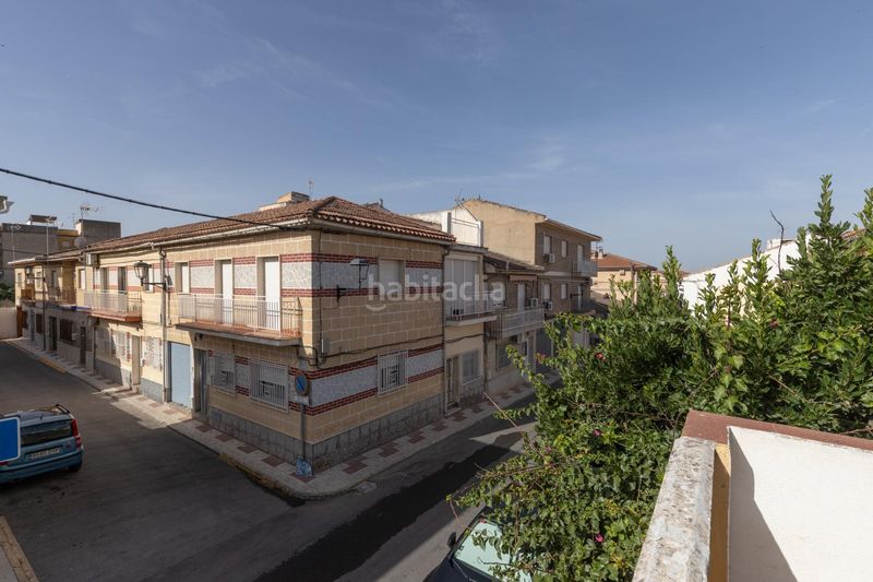 Foto 1ad1ba9f-1a1b-43e3-8a2d-c5575cee82ef. Casa adossada amb calefacció aparcament a Maracena