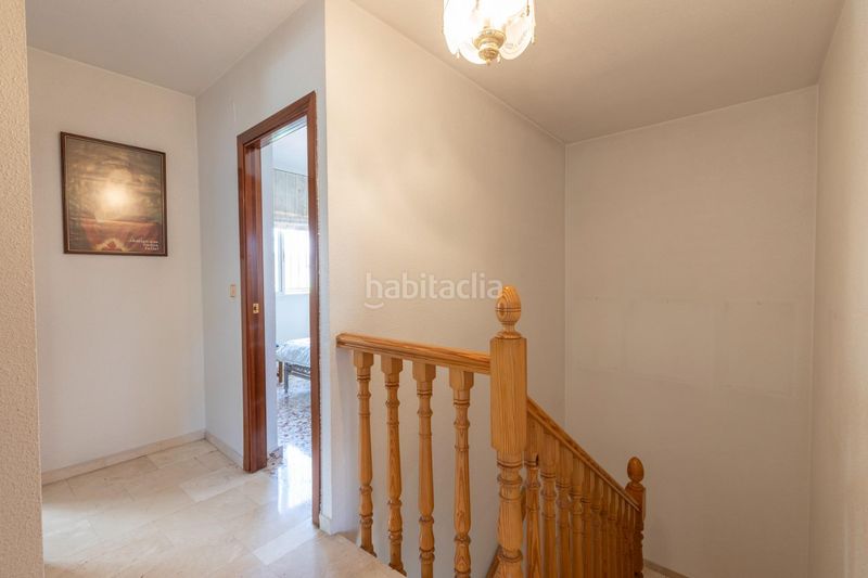 Foto 5ada4370-5a53-4fa0-824c-8decfab5c4bf. Casa adossada amb calefacció aparcament a Maracena
