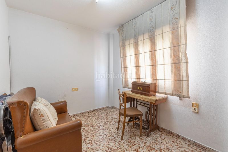 Foto 85c02aa1-9fa9-4f6e-80b9-4d4bff5f6758. Casa adossada amb calefacció aparcament a Maracena