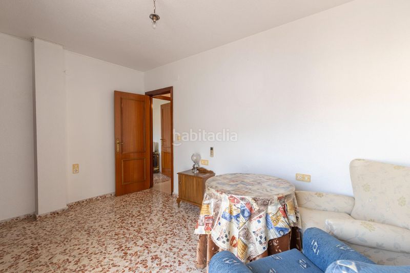 Foto be545087-6baa-47f9-94f9-2266e4e47849. Casa adossada amb calefacció aparcament a Maracena