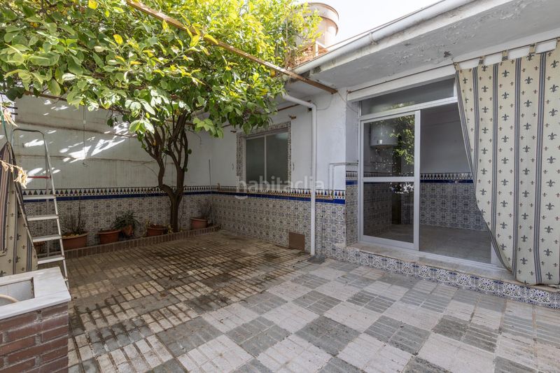 Foto cff9c022-649d-4c7a-b5ae-68af74fe6918. Casa adossada amb calefacció aparcament a Maracena