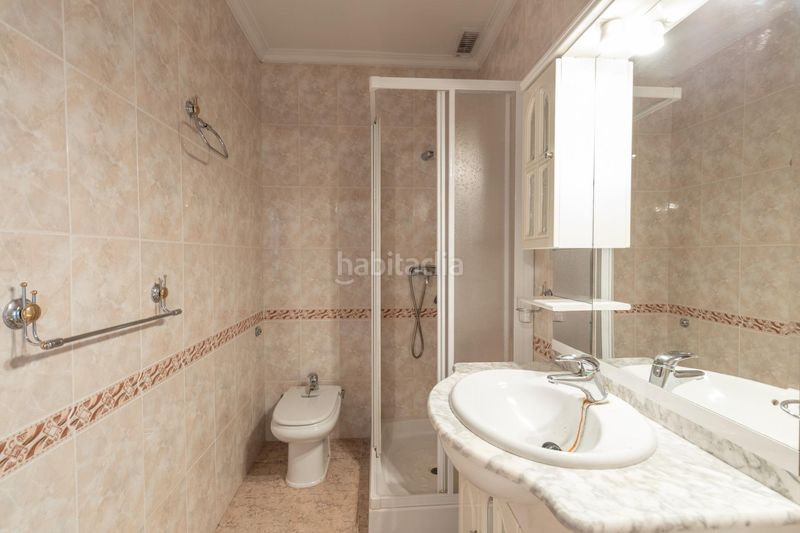 Foto de1678e7-d7d4-4efd-8a8b-272defa0a13c. Casa adossada amb calefacció aparcament a Maracena