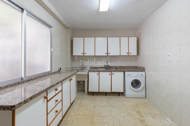 Foto e9331d81-a6b1-4f5c-a9a4-bf73d38410a3. Casa adossada amb calefacció aparcament a Maracena