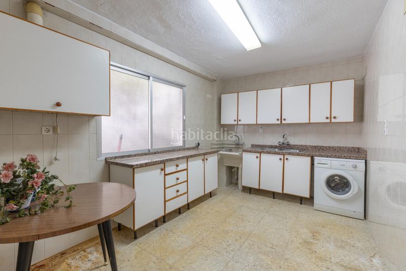 Foto fe989111-a376-408e-bf16-42d76ad537bd. Casa adossada amb calefacció aparcament a Maracena
