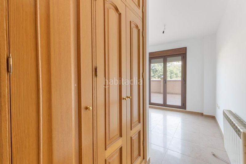 Foto e0f8b25d-f577-4b80-af83-3d5f4fb071cf. Pis amb calefacció aparcament a Atarfe