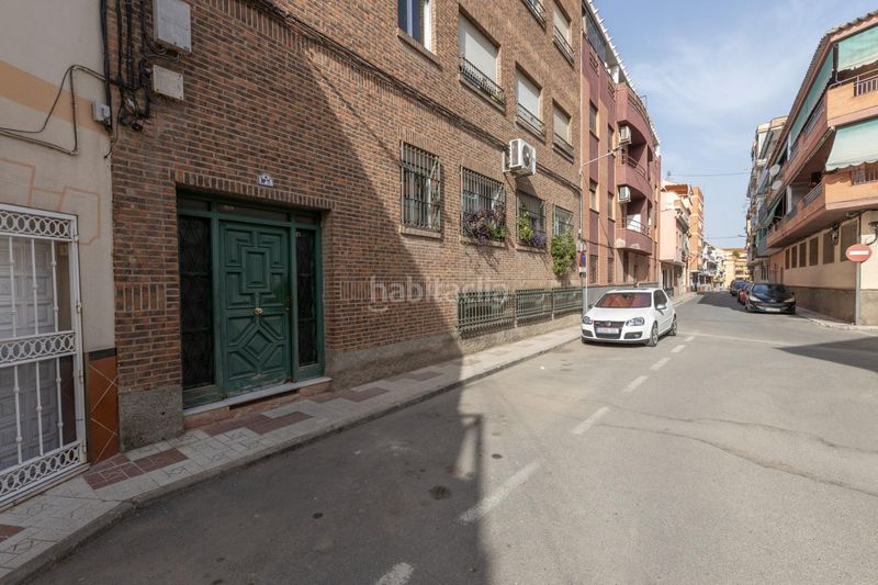 Foto 51b81d88-c482-4c89-b1f5-22e40a338556. Local comercial a Maracena