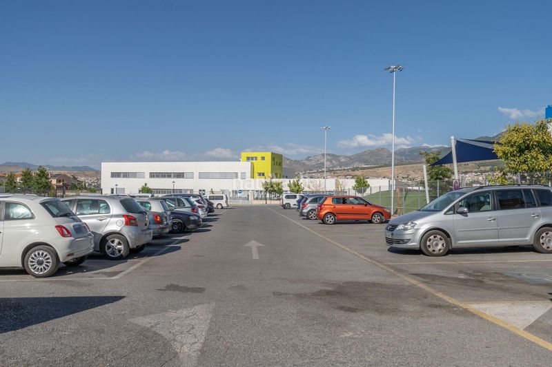 Foto 18797fc8-0872-4312-a723-39d55e24c5c2. Local comercial a Ogíjares