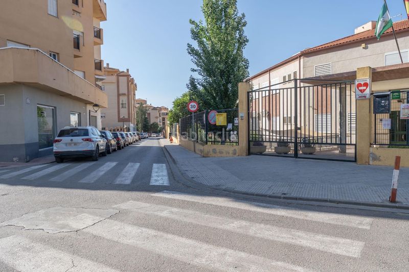 Foto fc6f3be8-cde5-4c17-b5e3-db69e2066124. Local comercial a Ogíjares