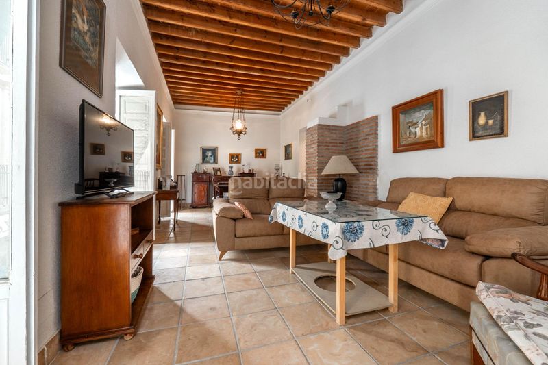 Foto a7bcd62b-5d83-45d5-93de-bfaa88653c15. Casa a Almuñecar centro Almuñécar