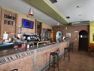 Locale commerciale in Albolote. Gran oportunidad de negocio!!!!
