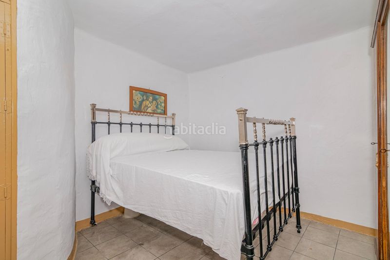 Foto a02396ef-7816-44ff-8cb4-49073d16c61a. Casa a Colomera