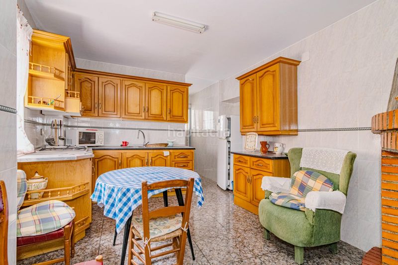 Foto b64cdd3b-b971-48f3-9ed0-0bf57303720d. Casa a Colomera