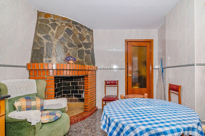 Foto f5d0f116-f045-4070-b8c9-fae62eb0dace. Casa a Colomera