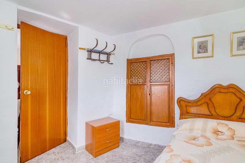 Foto f66c1669-4a13-44f4-9b75-8b26fef437a4. Casa a Colomera