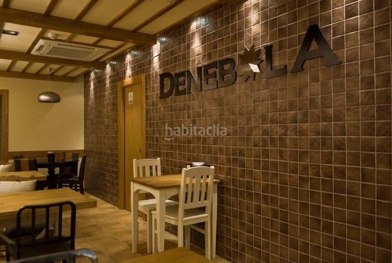 Foto b9c8d09d-3a47-4f5d-b6ed-1eb2c9e72c57. Local comercial a Lanjarón