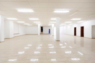Local Comercial  Calle juan carlos i