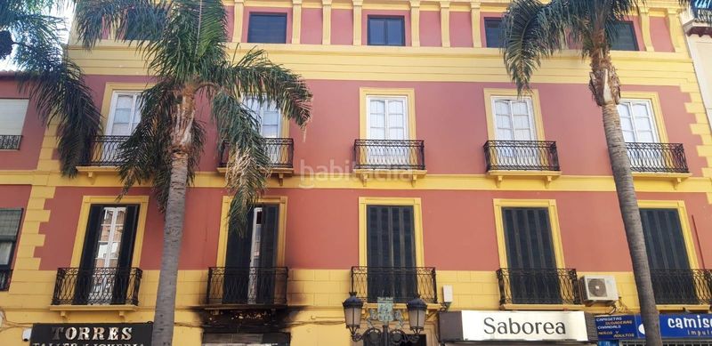 Foto a4278c8a-b757-46e4-8185-d2638ca0d5b0. Edifici a Almuñecar centro Almuñécar