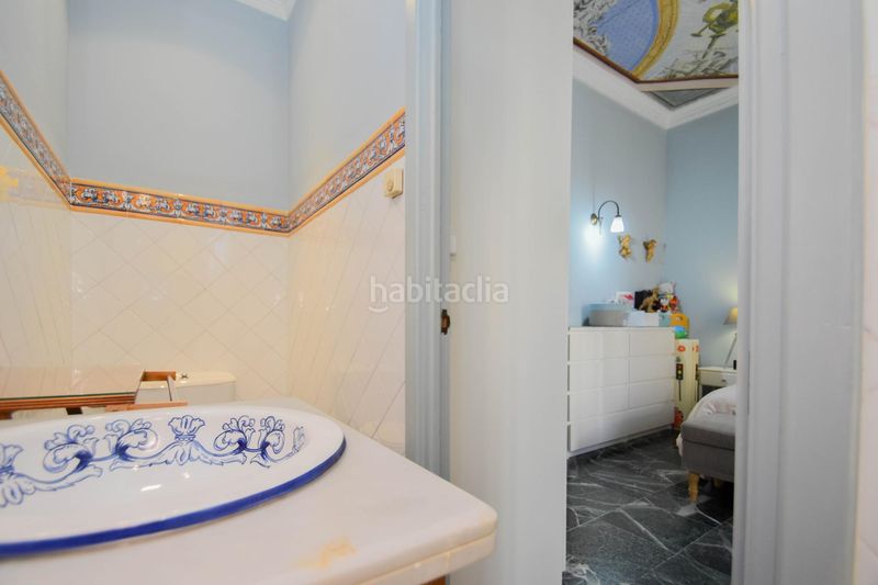 Foto d8be4350-c71c-4815-b6e5-1b3a18ba863b. Edifici a Almuñecar centro Almuñécar