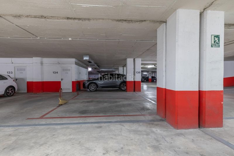 Foto 17c6658c-f48e-43ea-b891-f7c1409844c6. Parking voiture dans pasaje de la ciencia 1 dans San Antón Armilla