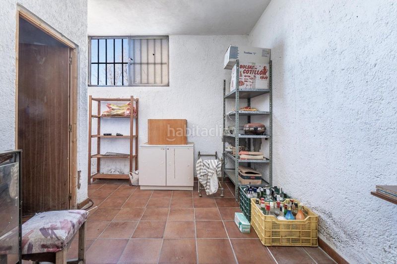 Foto cdfef704-4ff1-4b2d-b51d-0ade279e0b19. Edifici a Bérchules
