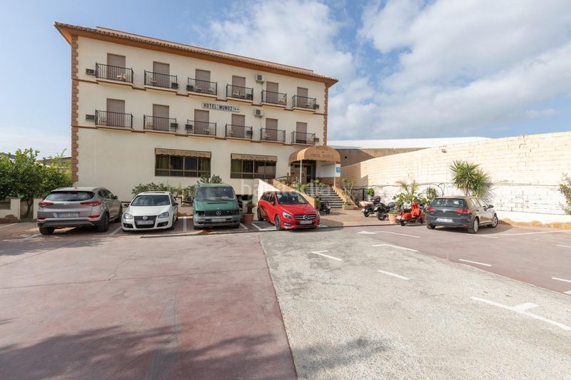 Foto 231f9b02-6540-44e8-b35d-feb1e7c05cdf. Edifici a Motril ciudad Motril