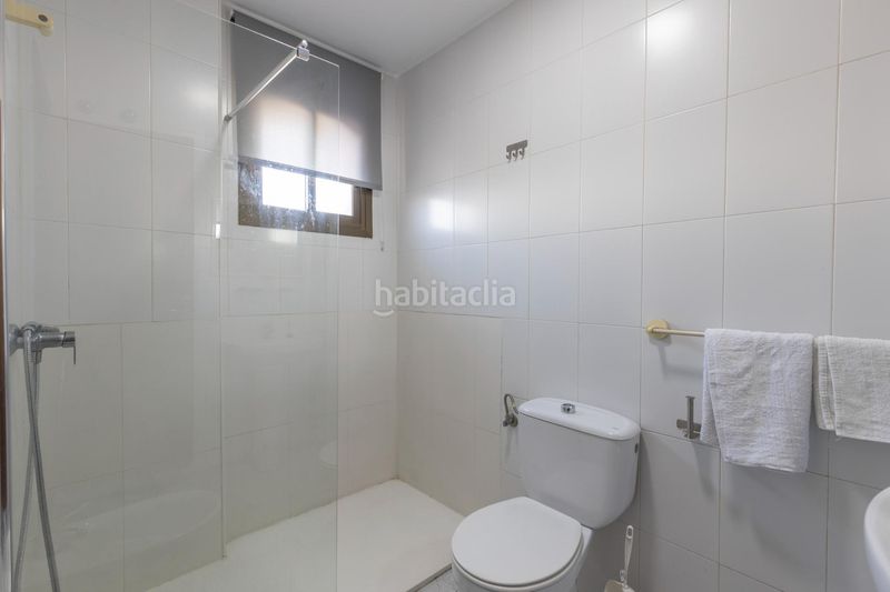 Foto a914824e-d734-48cd-b4e1-607bd92894df. Edifici a Motril ciudad Motril