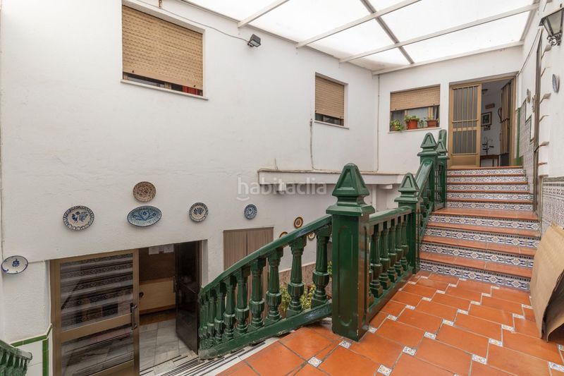 Foto e8fe3d4a-016b-4145-8ecd-41998efff2d1. Edifici a Motril ciudad Motril