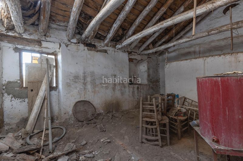 Foto 1828fcf3-cb38-4b2d-b8c7-d58865dfdd6a. Masia a diseminada a Pinos Puente
