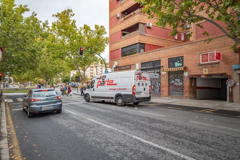 Foto ed094a97-0423-4f5e-bd27-d3743c6bddf6. Car parking in San Francisco Javier Granada