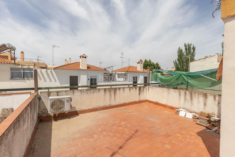 Foto ac929a9b-e0be-476c-889a-a47c62b2ca4d. Casa adossada amb calefacció aparcament a Maracena