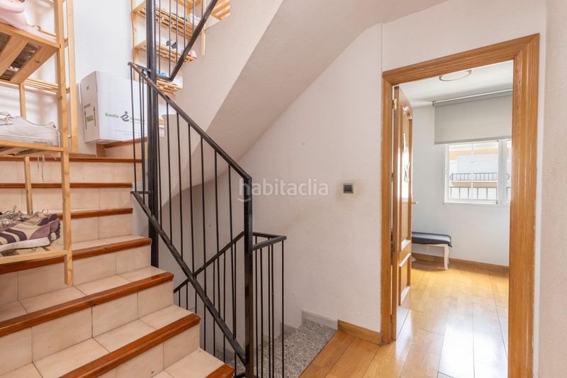 Foto d56506b6-55a2-45fb-90c3-c650fc70af3e. Casa adossada amb calefacció aparcament a Maracena