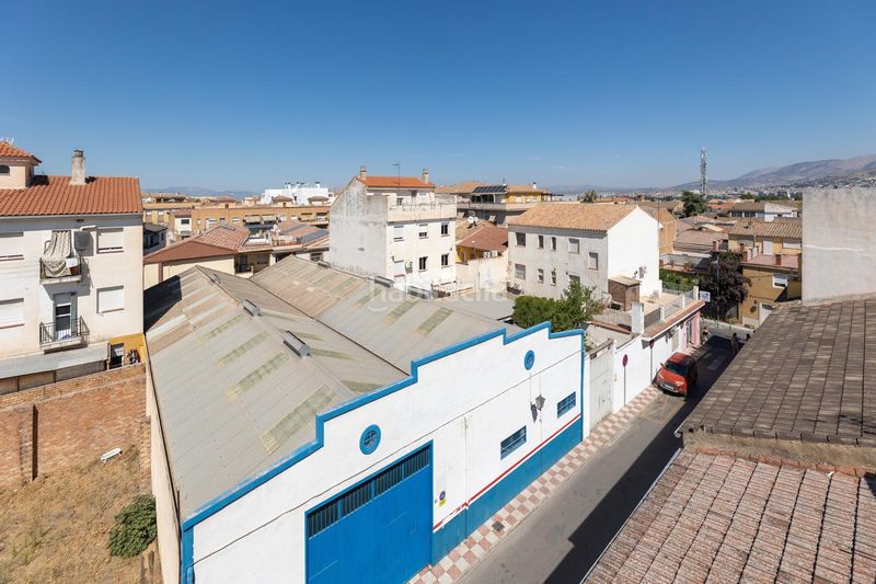 Foto 5420d7b5-c3d6-4965-8a1f-3580aa472411. Semi detached house with parking in San Antón Armilla