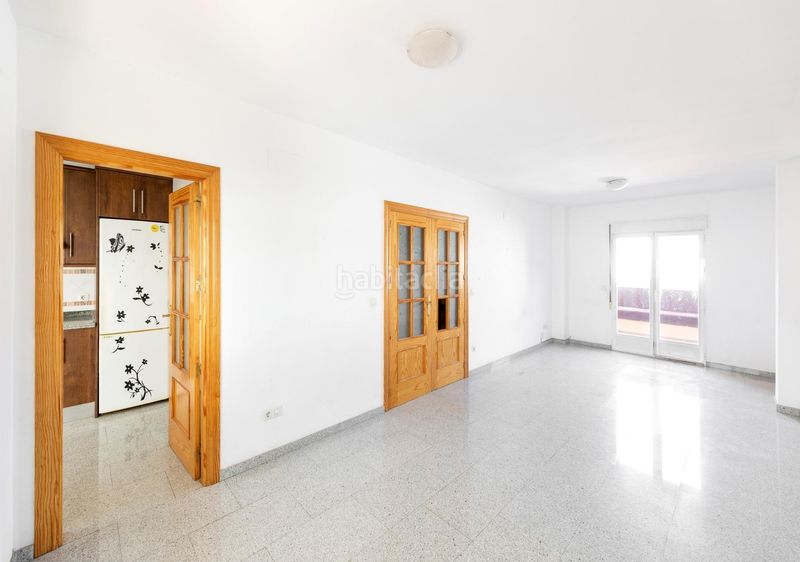 Foto a7d3b66c-0293-4b23-a74b-50a0fc44f6aa. Semi detached house with parking in San Antón Armilla