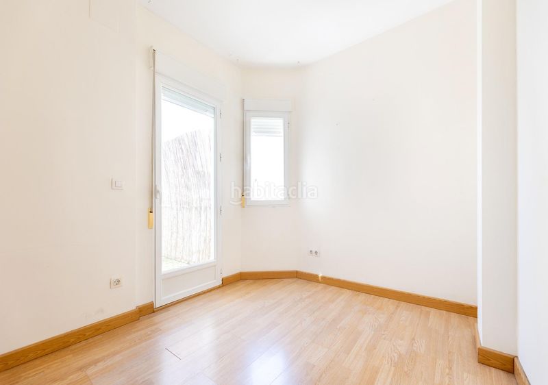 Foto cb8f69f7-e863-429d-94cb-442916d6aef4. Semi detached house with parking in San Antón Armilla